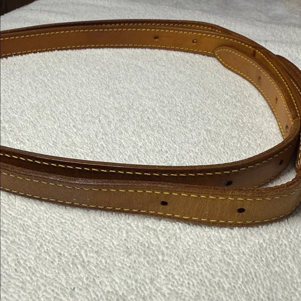 1 set of Louis Vuitton leather straps